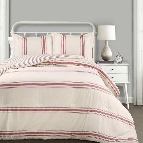 Lush Decor Farmhouse Stripe Reversible Comforter Set Full/Queen Red 3pc NEW